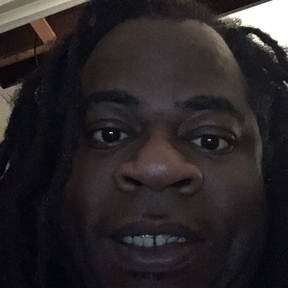 Meet your Posher, George - Picture 1 of 3